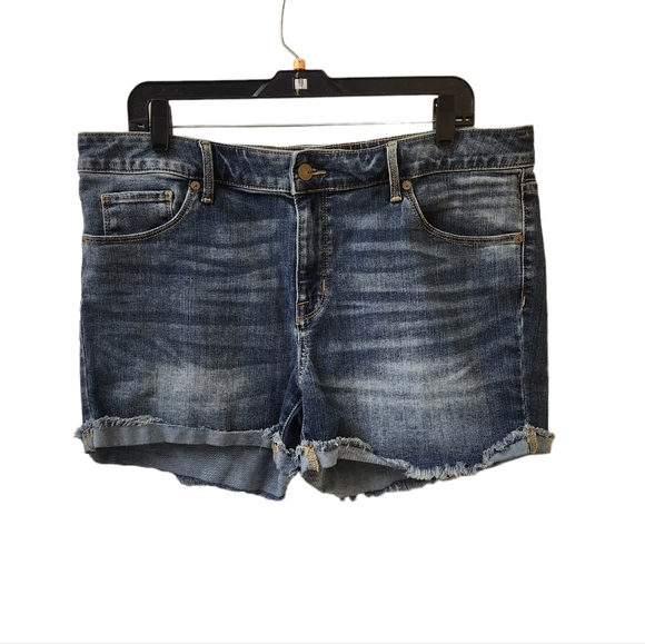 Ava & Viv Jean Midi Shorts Size 16w - Picture 1 of 4